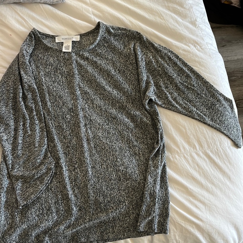 Gray Blouse - Picture 2 of 5